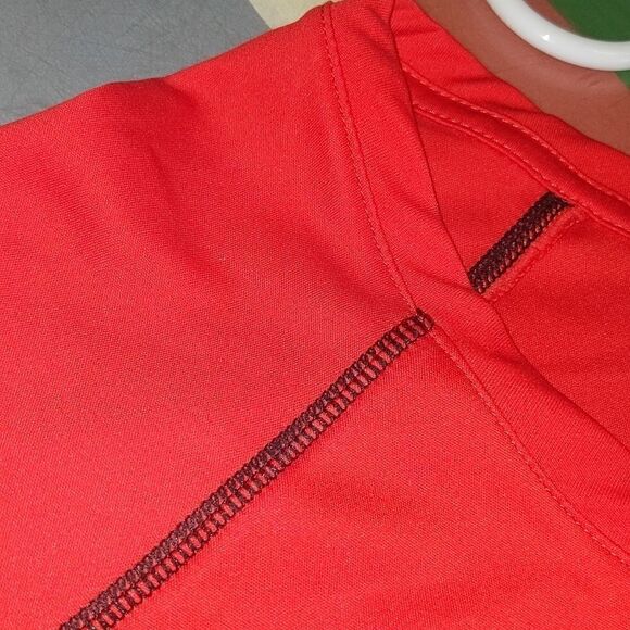 🤩 NBA Chicago Bulls top size medium🤩 2 for $20‎ - Picture 7 of 7